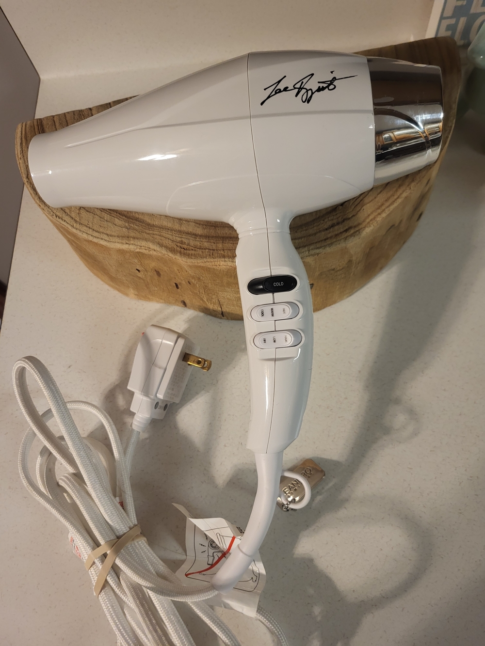 Conair Hair Dryer, Carbon Infused Brushless Motor Hair Dryer Leandro